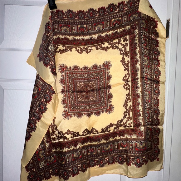 Vintage La Dear Brown & Tan Square Scarf – Intricate Design – Made in Italy - Picture 6 of 7